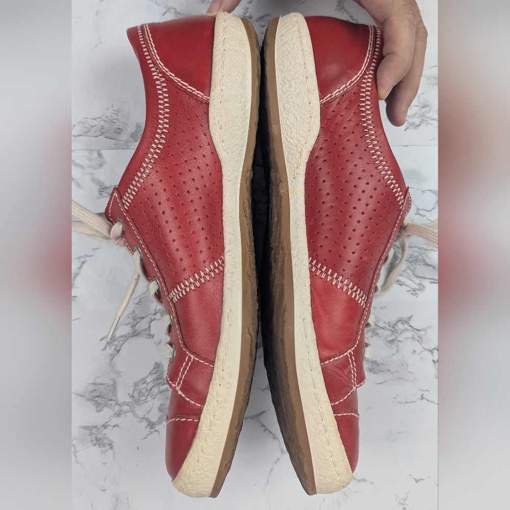 Josef Seibel Size 38 (Size 7-7.5) Red Leather Sneakers - Picture 2 of 11